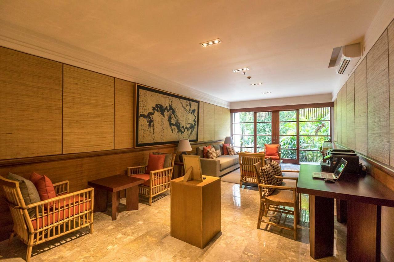 Alaya Resort Ubud Exterior foto A living room in a condominium